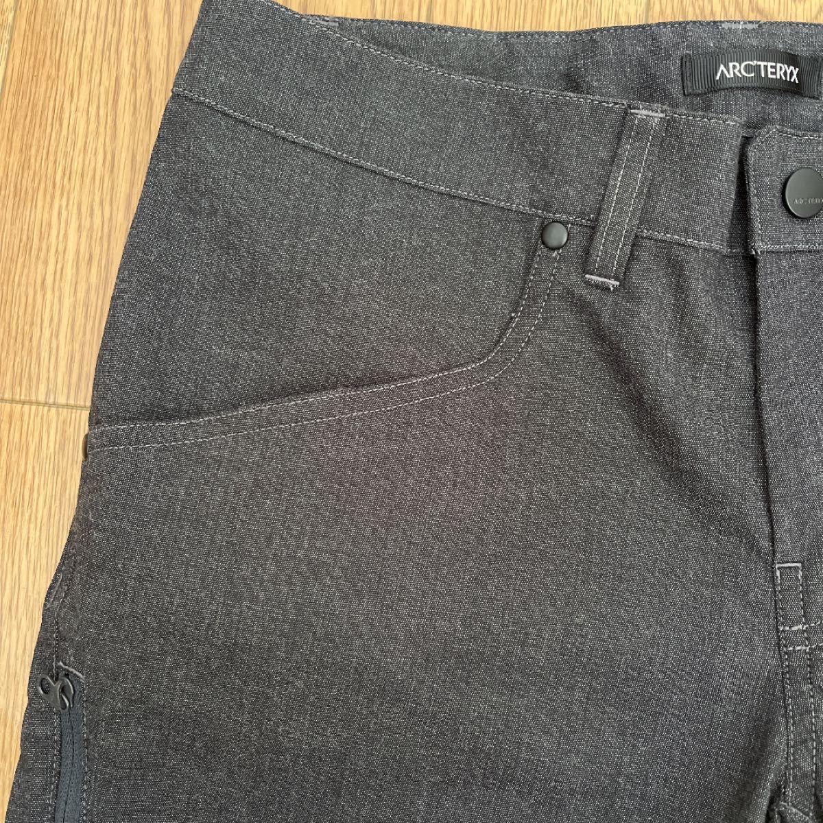 ARC'TERYX アークテリクス Phelix Short 9.5 Mens ショートパンツ　メンズ　ネイビー　ハーフパンツ