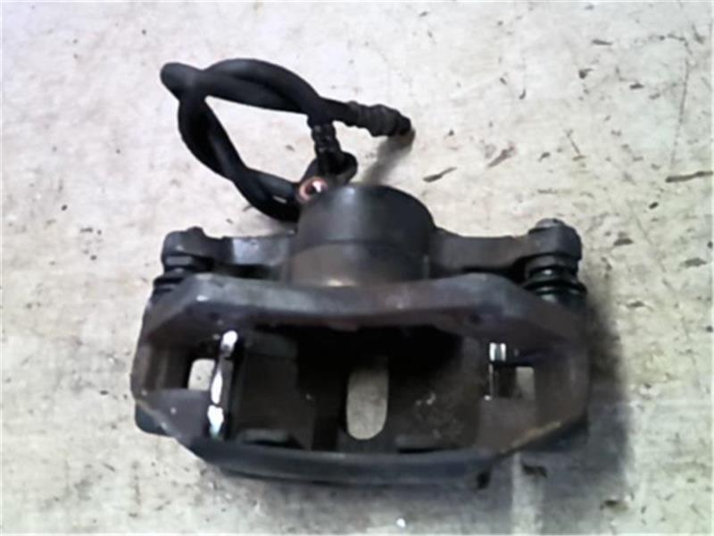  Subaru original Sambar { TT1 } right front brake calipers P70700-22009943