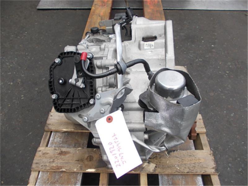  Volkswagen original Golf Variant { AUCHP } Transmission P41900-22006966