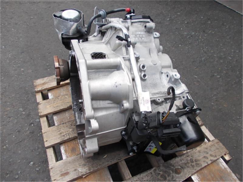  Volkswagen original Golf Variant { AUCHP } Transmission P41900-22006966