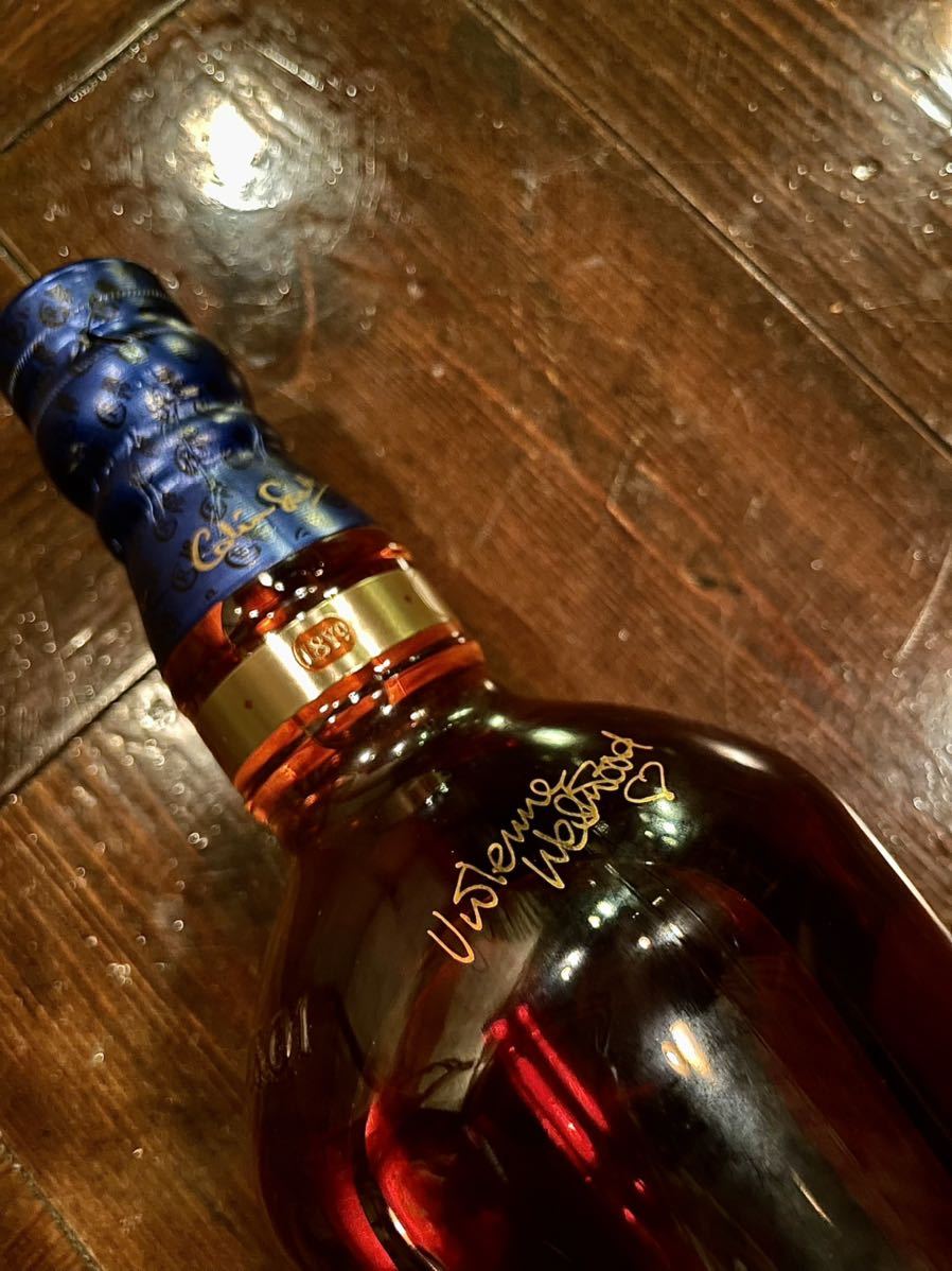 希少　Vivienne Westwood CHIVAS REGAL 18 Year ヴィヴィアン・ウエストウッド　シーバスリーガル　18年　ウイスキー　ユニオン・ジャック_画像6