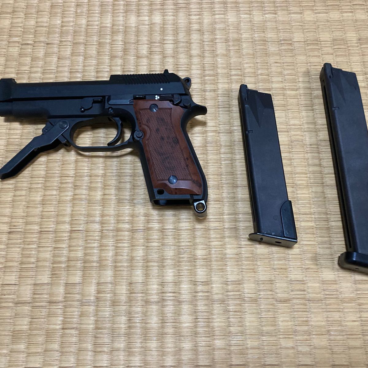 楽天最安値に挑戦】 ふかぢゃ様専用 KSC製 M93r ベレッタ ガスガン