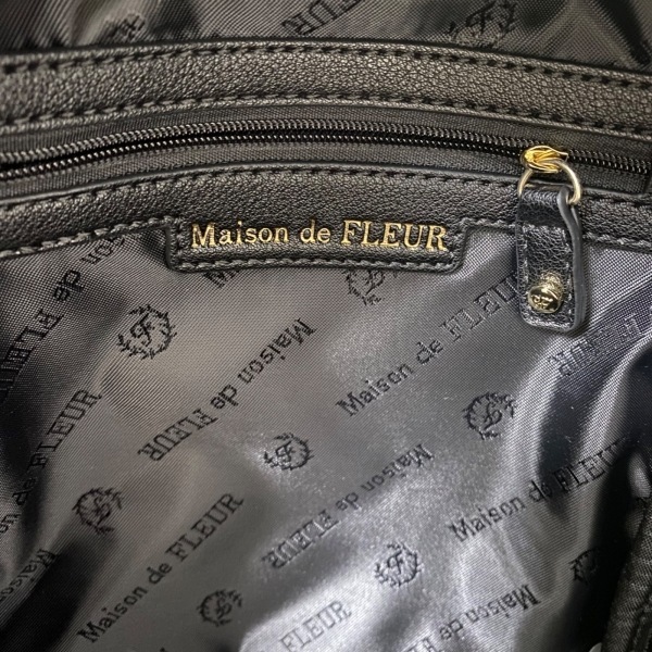メゾンドフルール Maison de FLEUR リュックサック - 合皮 黒 美品 バッグ_画像8
