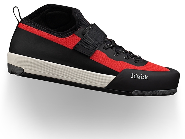 ●☆新品未使用品/FIZIK(フィジーク)//シューズ//Gravita TENSOR X6 FLAT [43.0 GRX6TTF1C 3010 , 27.7cm]RED/BK//r11891●☆