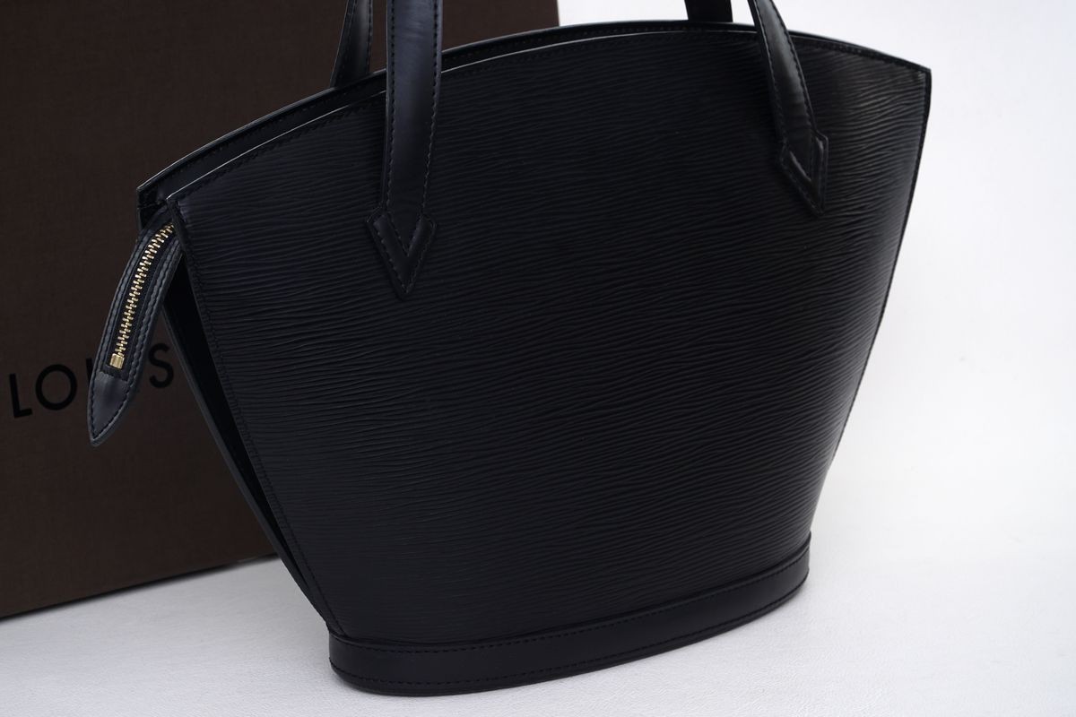 使用わずか 極美品】ルイヴィトン Louis Vuitton エピ サンジャック