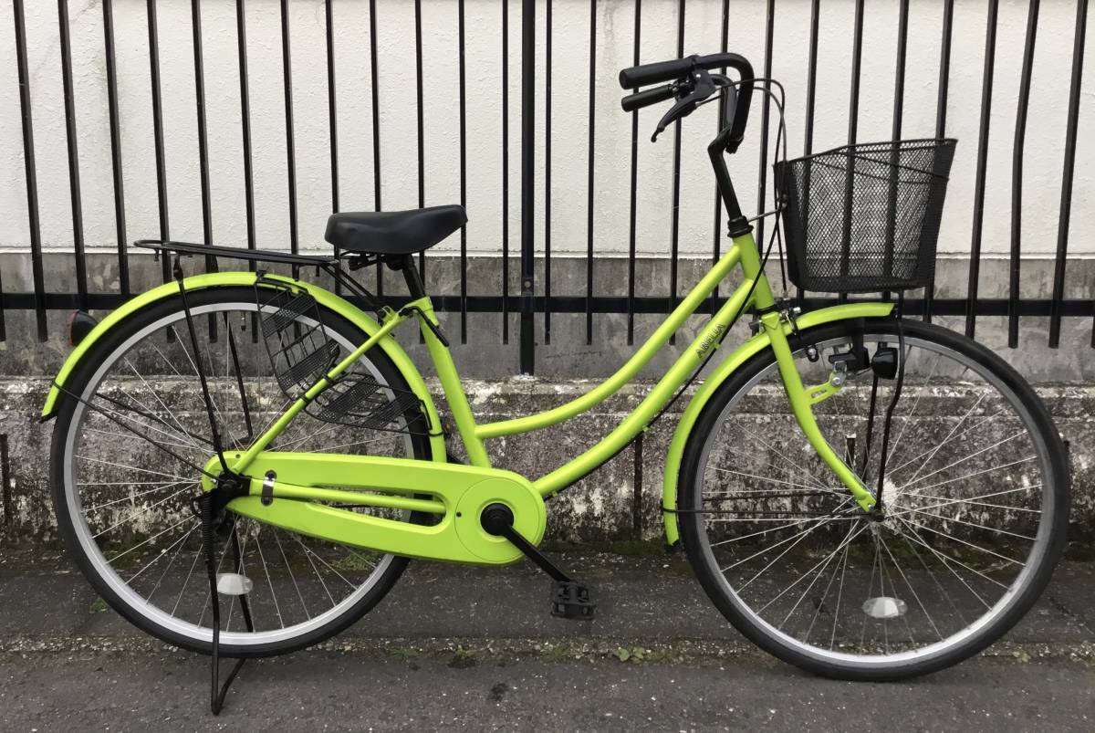 手渡し限定> 車ママチャリ 26インチ 自転車 LEDライト 鍵付き 色 黄緑