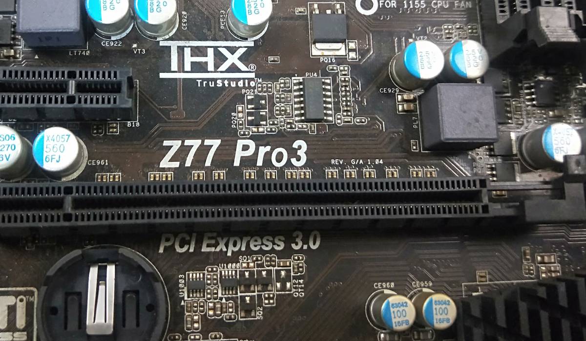 【中古パーツ】BIOS確認のみ、Z77 PRO3 ザーボード ＩＯパネル付　LGA1155 ■MB1795_画像4