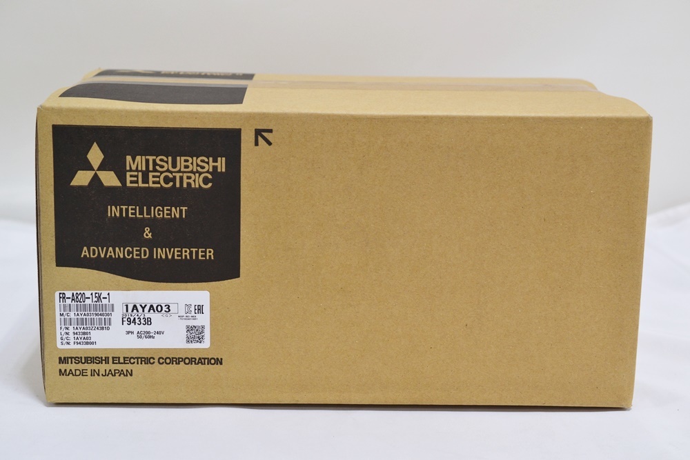 人気新品 箱ラベルマーカー書込あり 新品 三菱 インバータ FR-A820-2.2