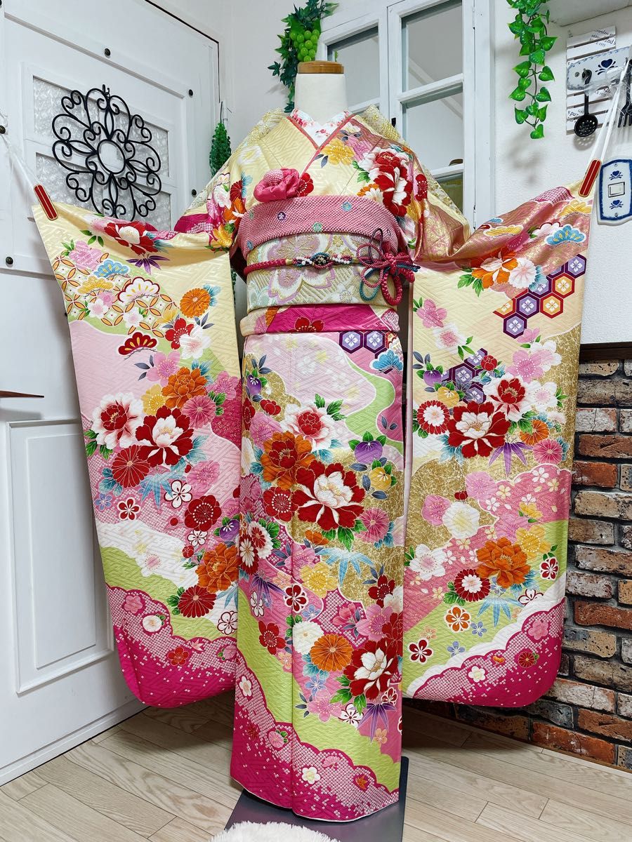 総絞り•金彩》ゆる〜く可愛い総絞り振袖(セット可能) abdagroup.info