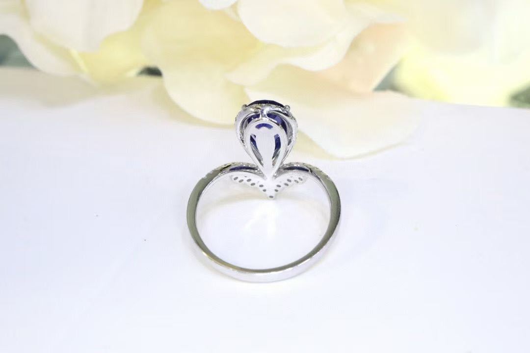 天然 ロイヤルブルーサファイア ダイヤ f リング1.69ct k18 指輪