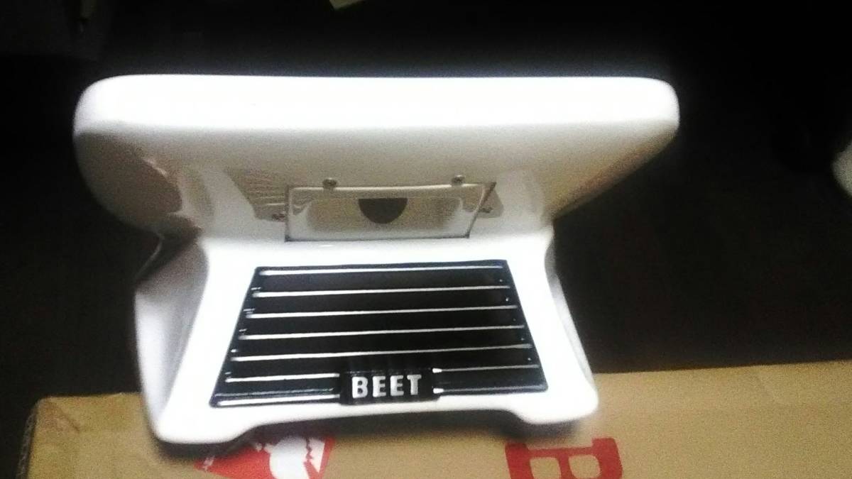在庫有り】正規品 BEET ビート CBR400F シートカウル テールカウル-