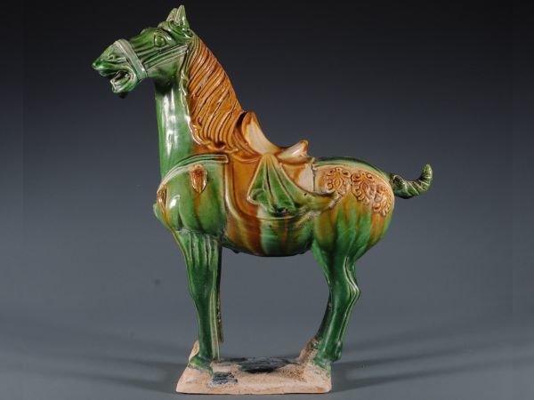「遼金時期 陶磁器 三彩馬」染付 置物 擺件 古賞物 中国古美術 旧蔵出