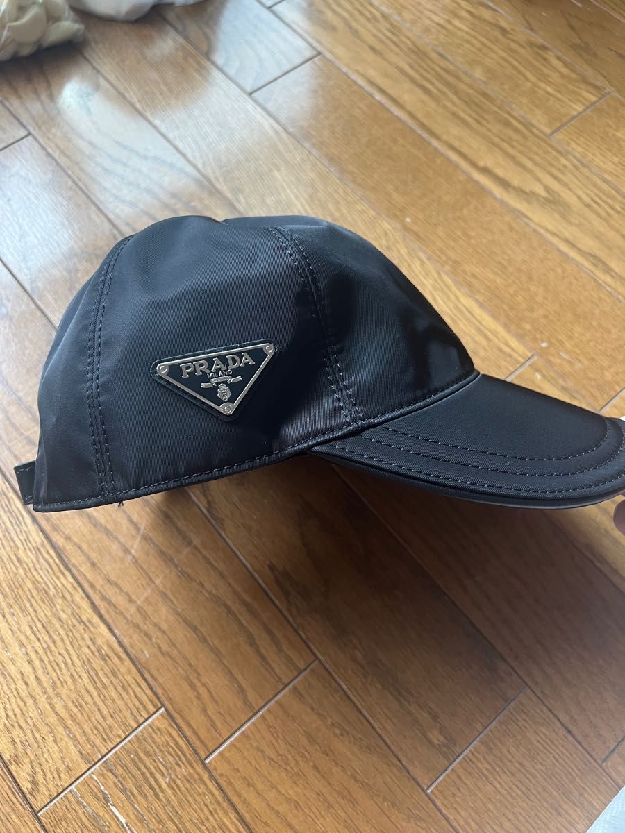 キャップ帽子 黒 PRADA プラダ　ロゴ　ナイロンキャップ PRADA プラダ ナイロン ベースボールキャップ 帽子 新品未使用