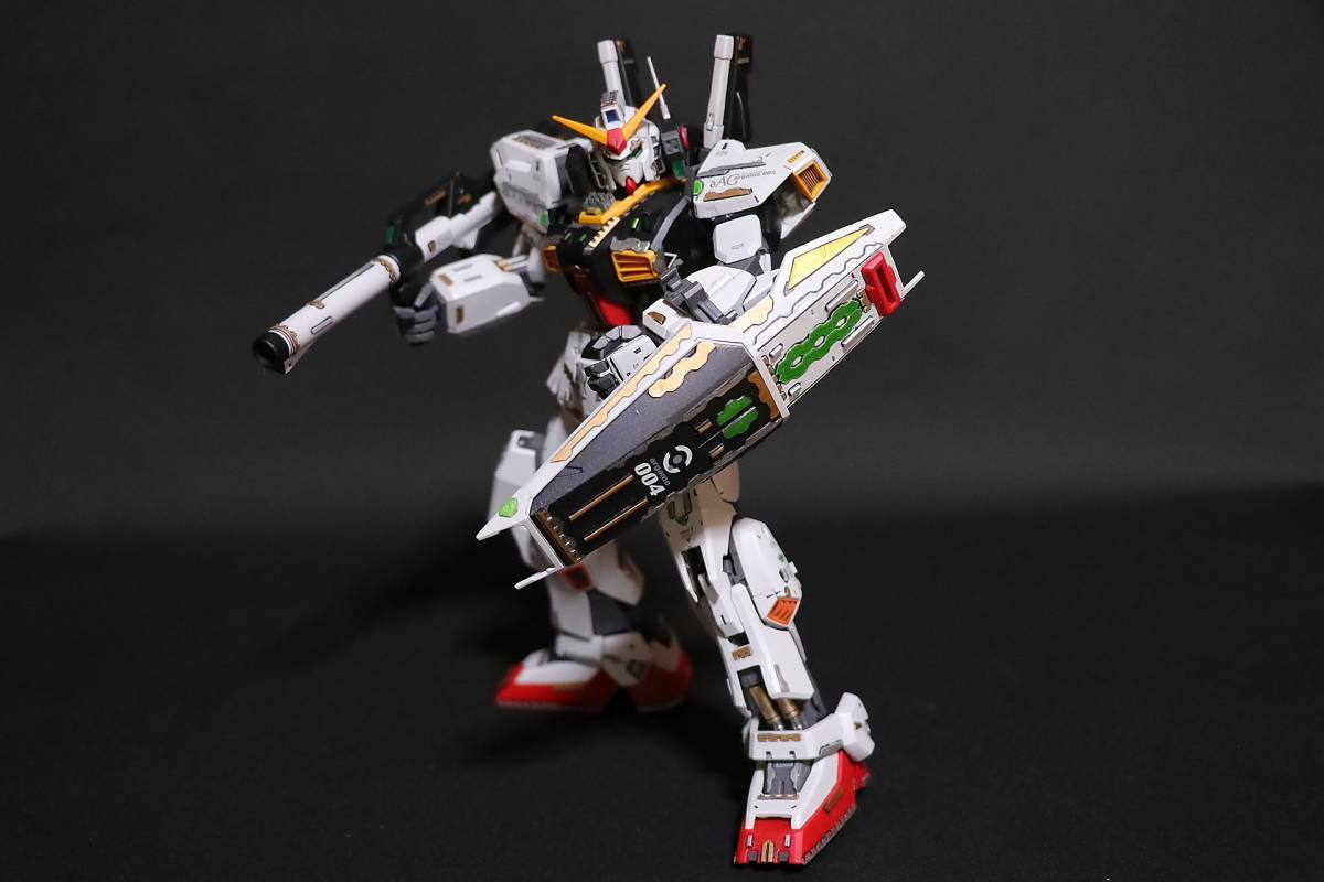 改修塗装済完成品！メタルビルド風仕様　METALBUILD　MG ガンダムMk-Ⅱ　Ver.2.0　_画像2