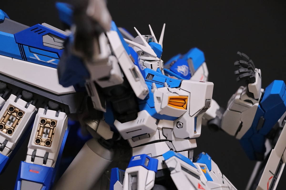  painted garage kit final product!THE 51 MG Hi-ν Gundam Ver.Ka( blue color VERSION )