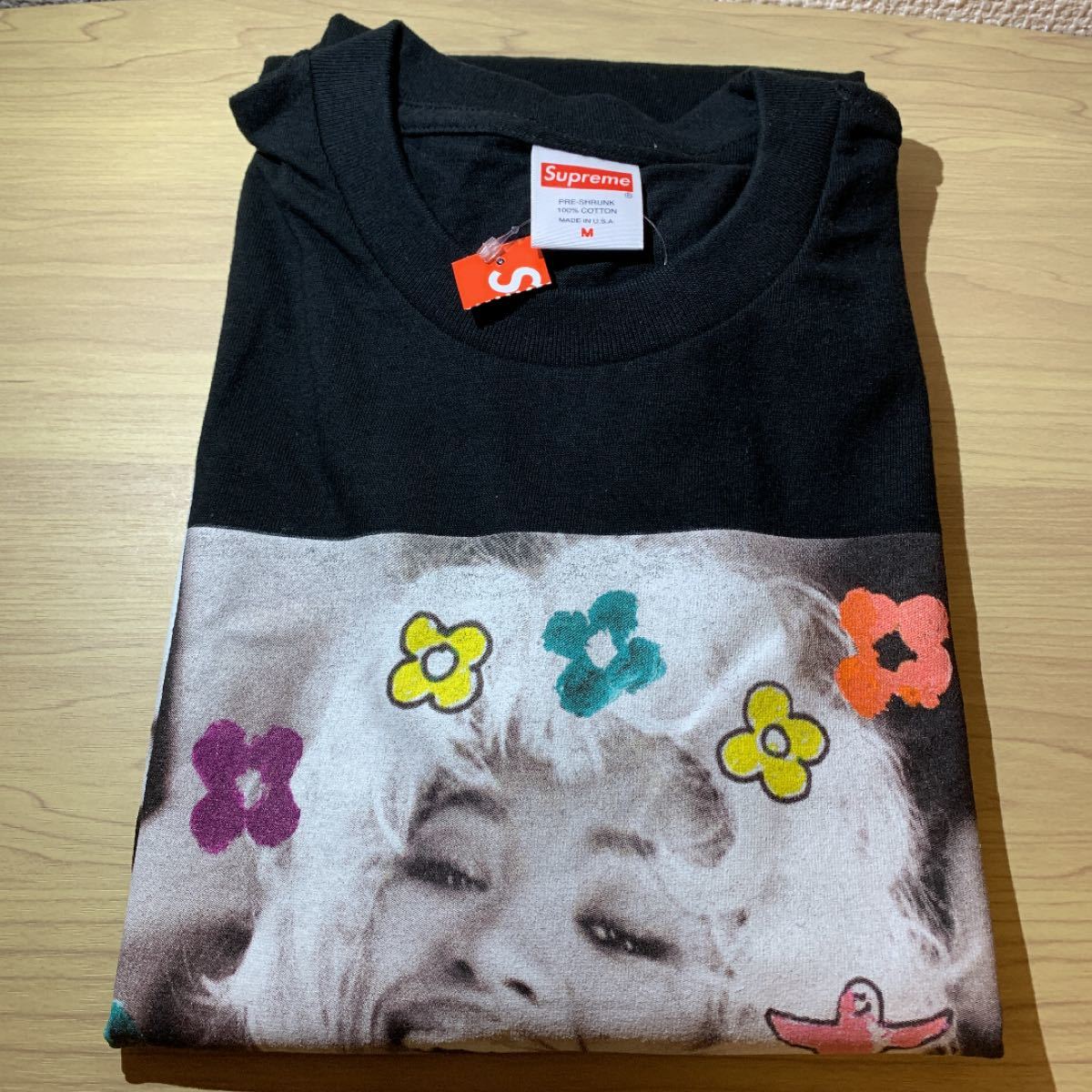 新品　Mサイズ　supreme シュプリームnaomi tee ナオミ半袖シャツ Supreme BLACK Tシャツ