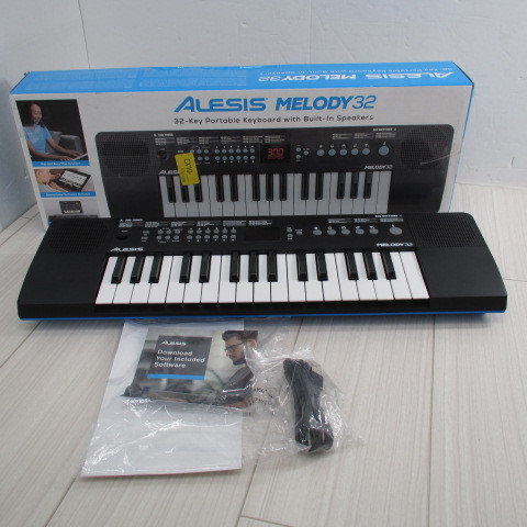 10168PA【ほぼ未使用】Alesis 電子キーボード 32ミニ鍵盤 スピーカー内蔵 USB MIDIキーボード コンパクト Melody 32 888M