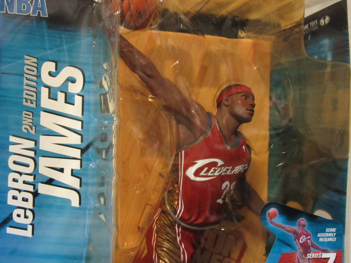 LeBRON JAMES Revlon *je-ms2ND EDITIONmak fur Len NFL figure SERIES 7kya burr a-z