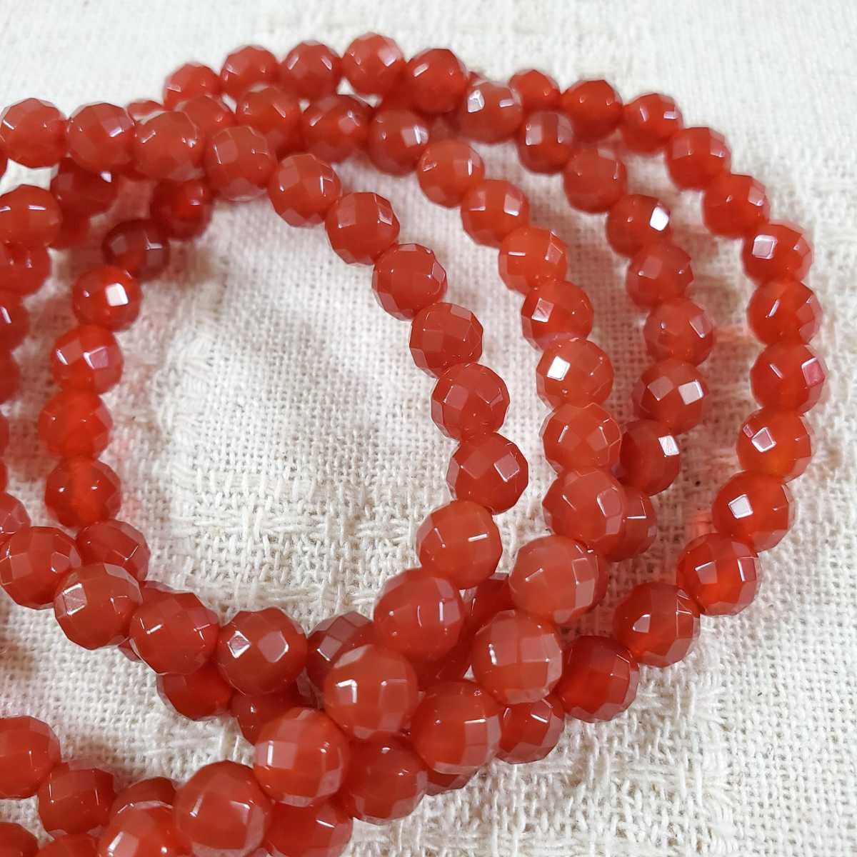 [0255] red a gate bracele approximately 6mm 64 surface cut entering natural stone Power Stone circle sphere beads parts red ..