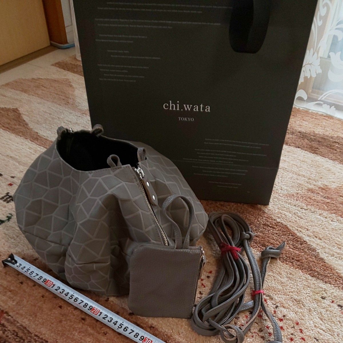 ショルダーバッグ ハンドバッグツーウェイ chi wata チワタ 美品 ショルダーバッグ ハンドバッグツーウェイ chi wata チワタ 美品