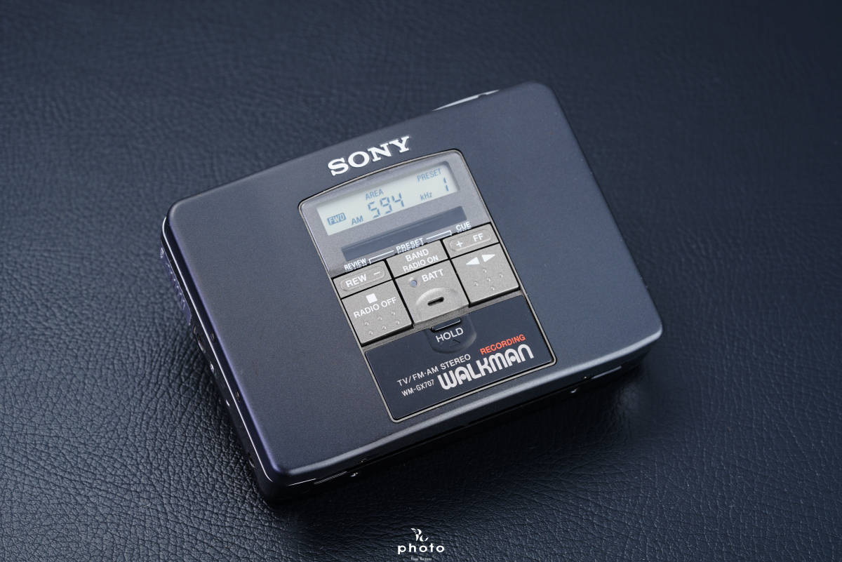 ★極上美品・動作〇★ SONY ソニー WALKMAN FM/AMラジオ 高性能録再機 ポータブルカセットプレーヤー WM-GX707 BLACK_画像4