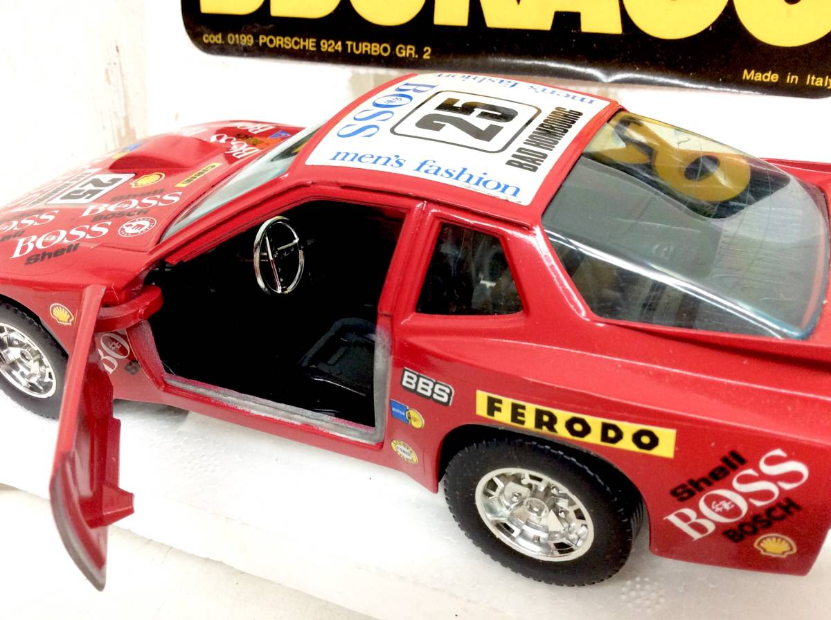 bburago 【 PORSCHE 924 TURBO GR.2 】 ブラーゴ ポルシェ 924 ターボ 1/25スケール ダイキャストメタル製 中古品 元箱入 コレクション_画像6