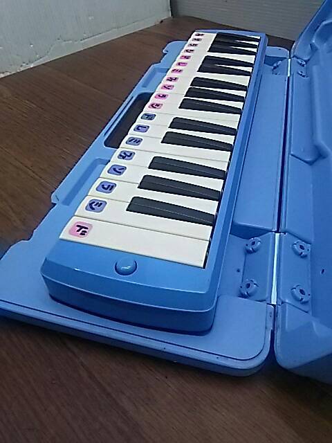  free shipping C50471 YAMAHA Piaa nika melodica P-32D