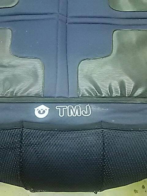  free shipping H50429 TMJ seat protector 2 sheets child seat cushion scratch prevention slipping cease 