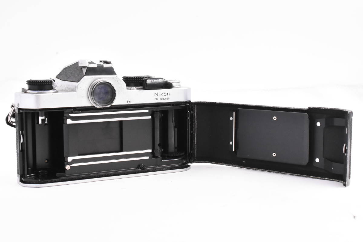ニコン Nikon FM シルバー + Ai-S NIKKOR 50mm F1.4 フィルム マニュアルフォーカス 一眼レフカメラ (t1787)_画像6