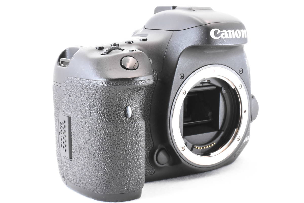 Canon　EOS7　一眼レフフィルムカメラボディ