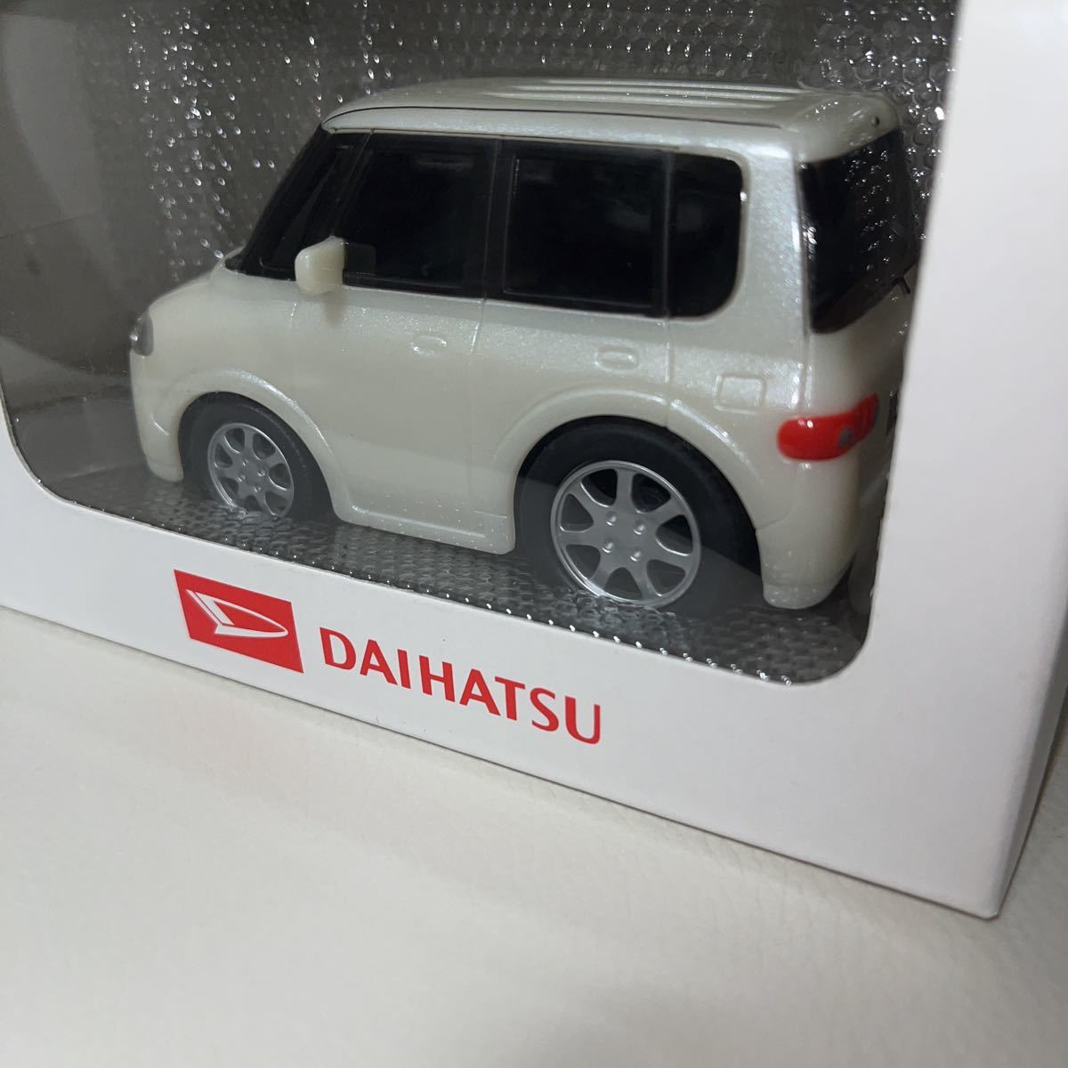 ダイハツ DAIHATSU 初代タント TANTO 前期　非売品 ドライブタウン プルバックカー ミニカー　パールホワイト　白　カラーサンプル_画像4