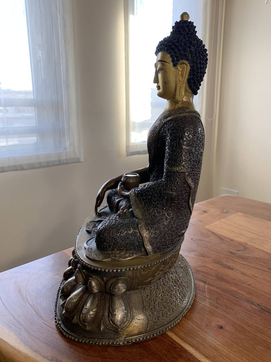 送料無料お手入れ要らず 特大 仏像 高さ45.5cm 金属製 銅?真鍮? 中国