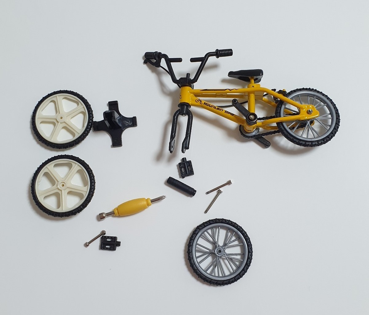 BMX バイク 分解可能 イエロー おもちゃ フィンガー
