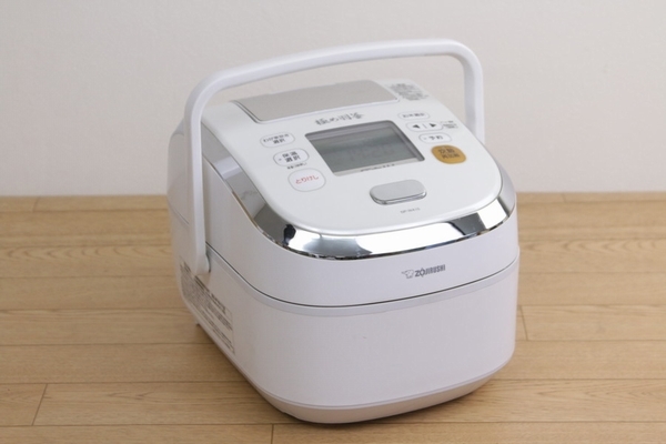 ヤフオク! - 【Zojirushi 象印】(NP-WA10)圧力IH炊飯...