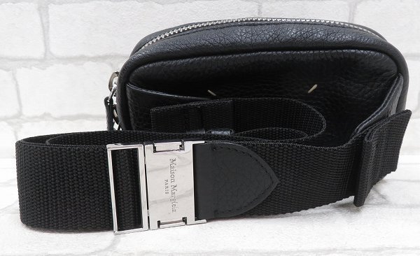 1B5466/メゾンマルジェラ11 S55WB0019 レザーボディバッグ Maison