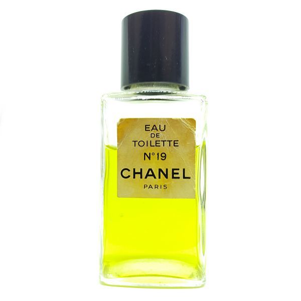 CHANEL シャネル No.19 EDT 50ml ☆残量たっぷり　送料350円_画像1