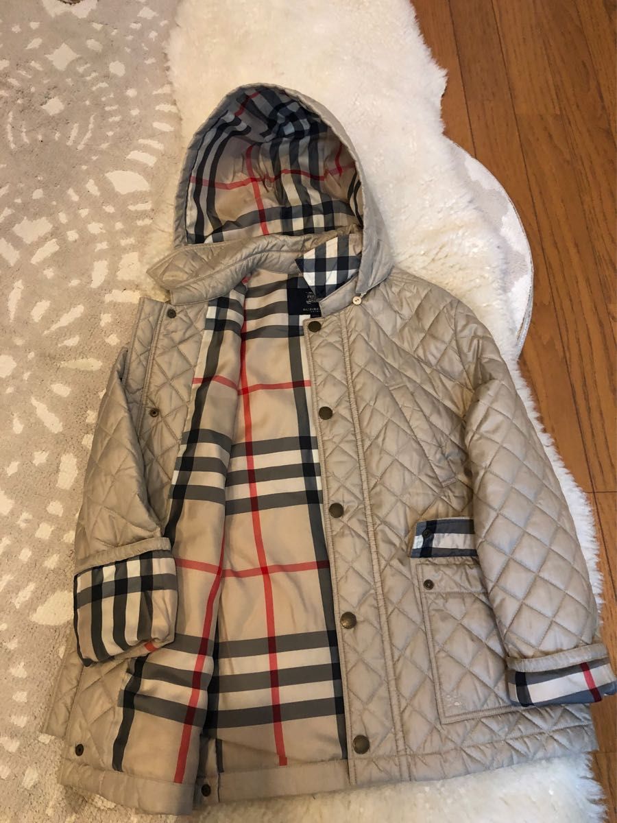 美品本物バーバリーBurberry高級キルティングフード付き中綿ジャケット