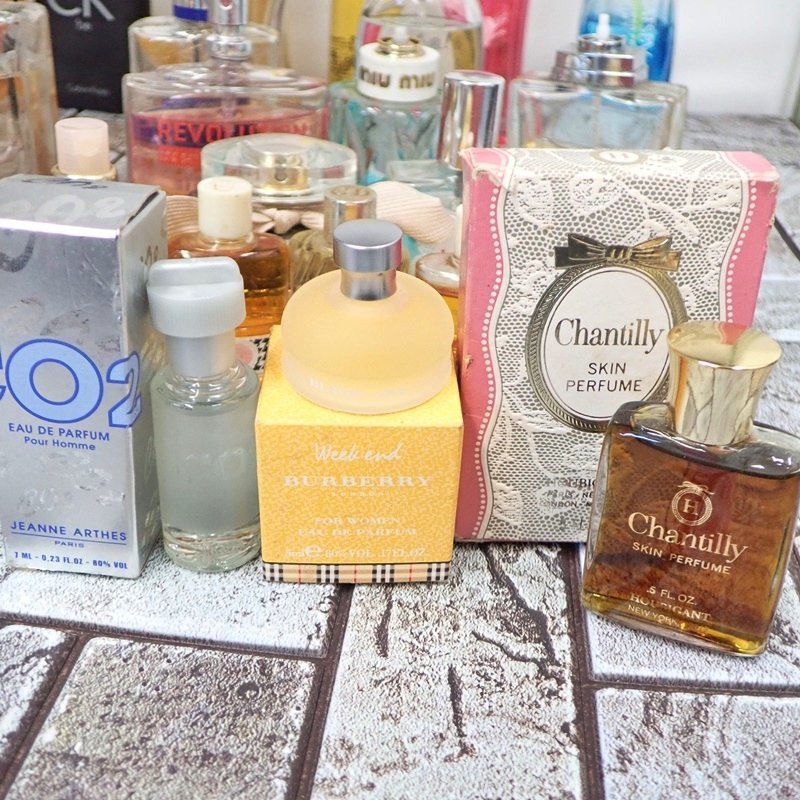 大人気商品 ミニ香水 セット 24点 - 通販 - parownorthprim.co.za