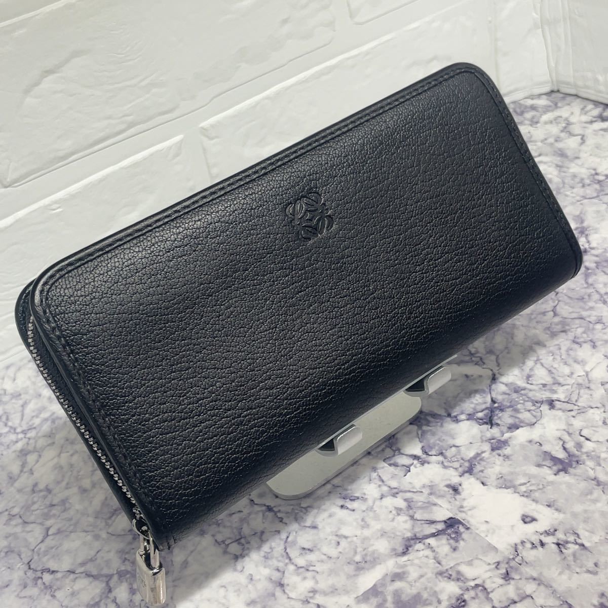 54 極美品 LOEWE ロエベ アナグラム 長財布 ラウンドファスナー
