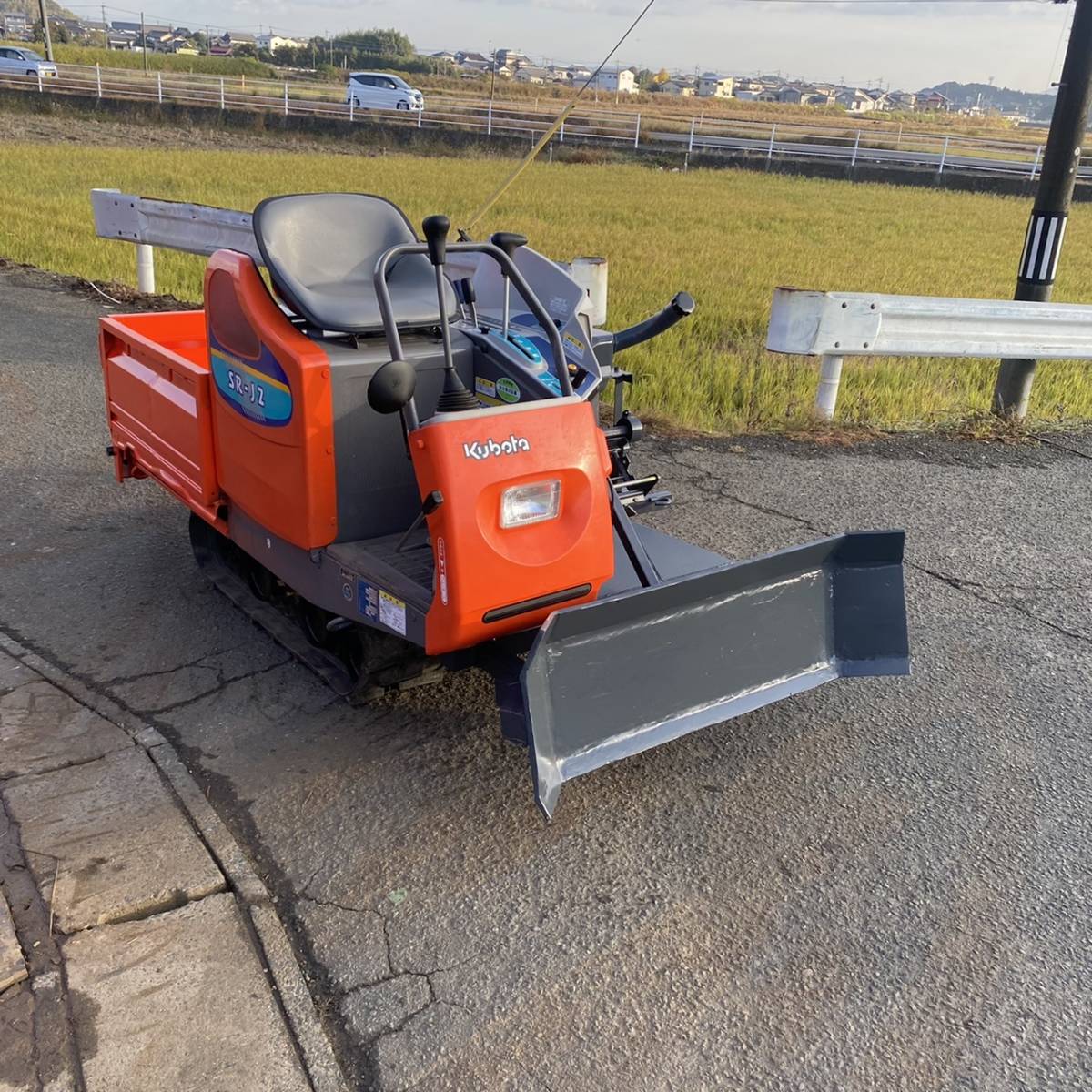 Yahoo!オークション - 福岡発クローラー 除雪機 排土板 運搬車 SR-J2 Yahoo!オークション - 福岡発クローラー 除雪機 排土板 運搬車 SR-J2