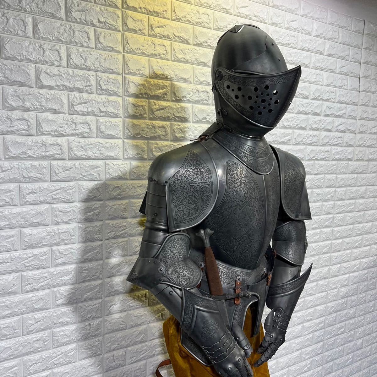 西洋 甲冑 鎧 プレートアーマー レプリカ 等身大 オブジェ 武具