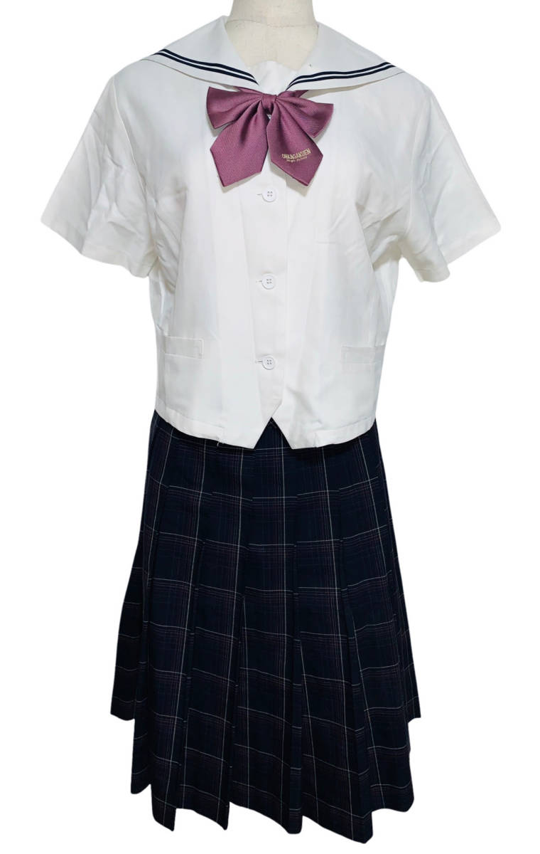 桜花学園高等学校 / 制服 / 卒業生保管品/ 指定品 / セーラー / スカート / リボン//_画像1