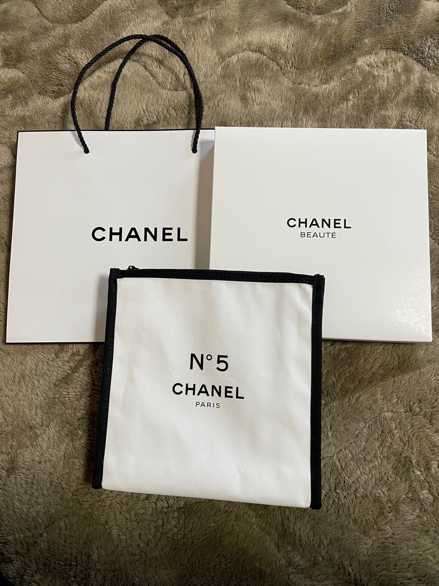 CHANEL ポーチ 紙袋 - 生活雑貨