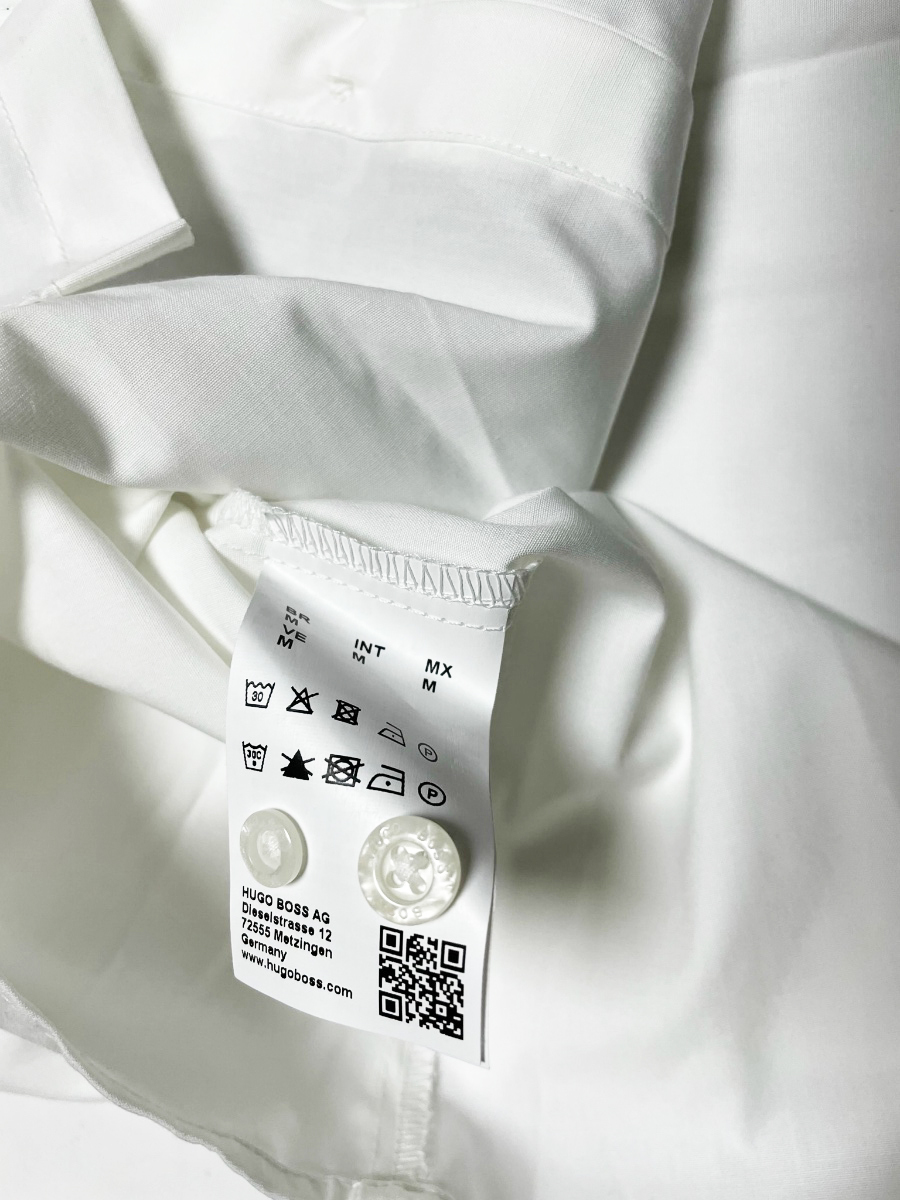 メルセデスAMG 2015支給品　ピットシャツ ホワイト　M　新品　 HUGO BOSS 非売品　ハミルトン　ロズベルグ　ベンツ