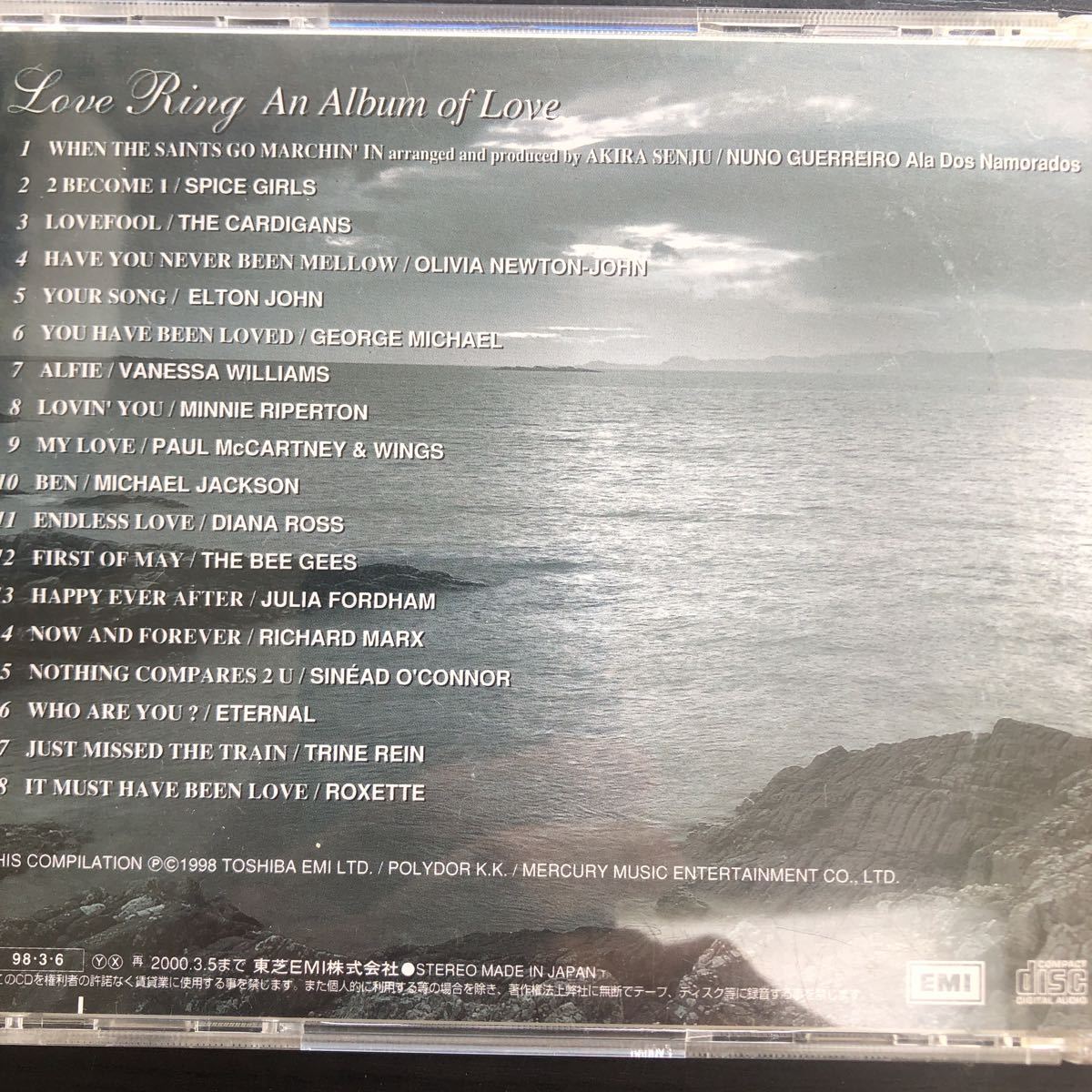 CD／LOVE RING／an album of LOVE／オリビア・ニュートン・ジョン、マイケル・ジャクソン、ビー・ジーズ、ダイアナ・ロス他／オムニバス_画像2