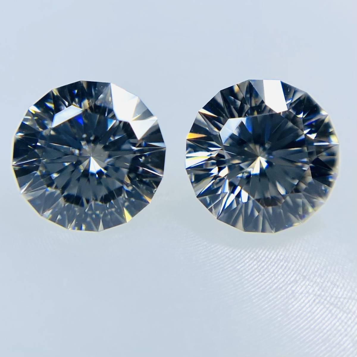  diamond round set! many surface cut /H color /0.358ct&0.306/RT1562/CGL