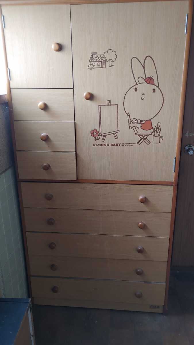 昭和レトロ 子供用タンス 衣類収納 うさぎ :: Yahoo!Auction 昭和レトロ 子供用タンス 衣類収納 うさぎ :: Yahoo!Auction