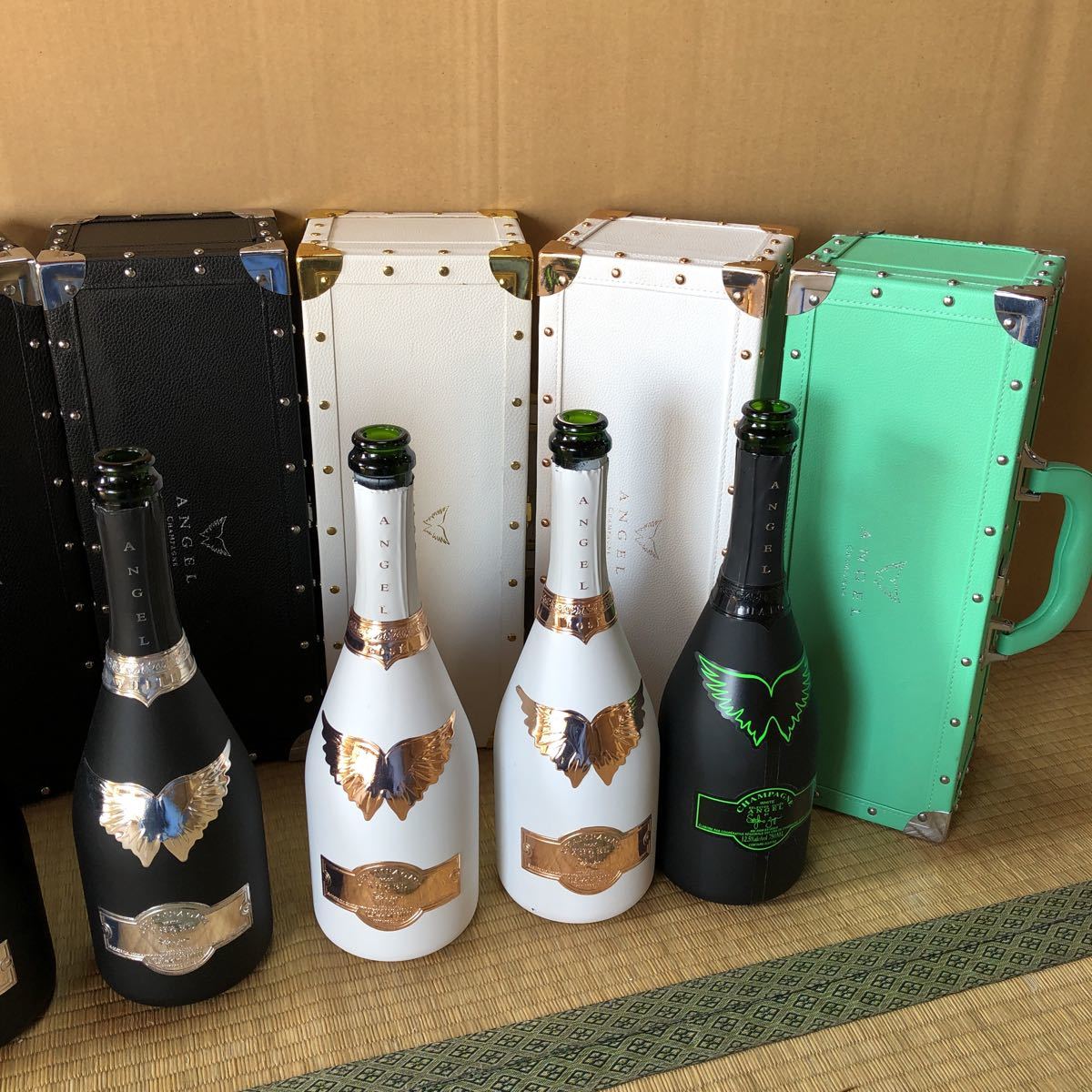 ☆ANGEL シャンパンケース3つ、空き瓶2本セット☆ - その他