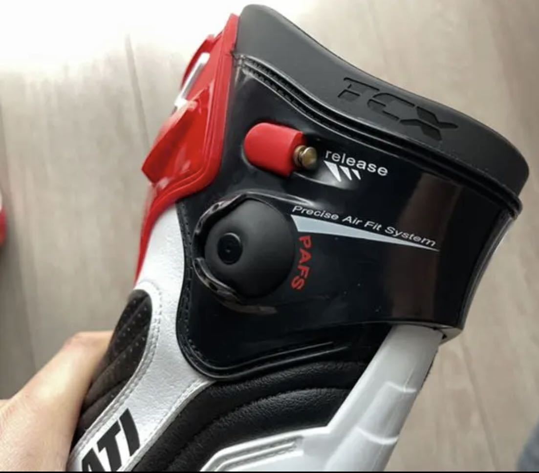 ヤフオク! - 超美品Ducati Corse TCX Boots サイズ...