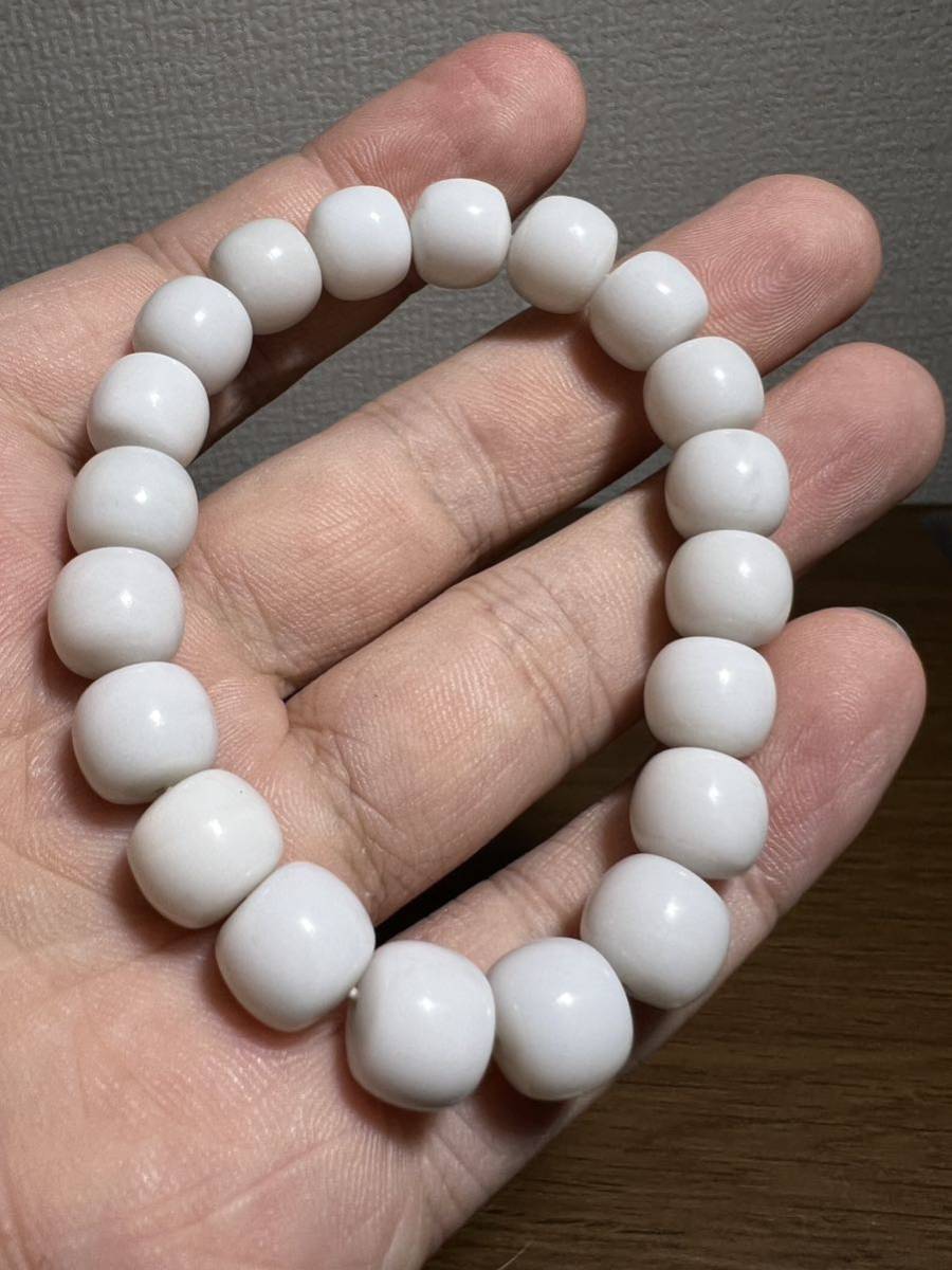  new goods peace rice field sphere rare . white color jade * bracele * Power Stone * natural stone genuine article free shipping 